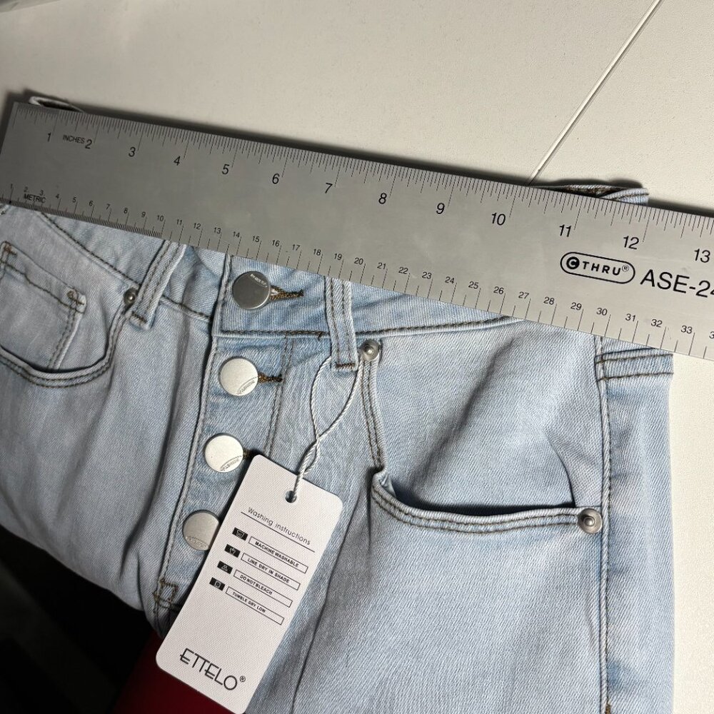 ETTELO Light Blue High Rise Straight Leg Jeans (04) - Picture 9 of 11